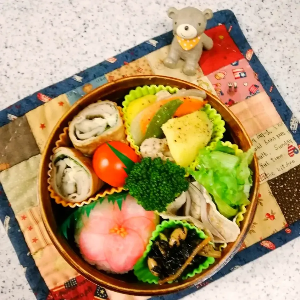 今日のお弁当😊|naonaomimichanさん