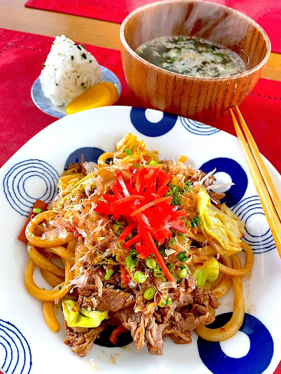 Snapdishの料理写真:焼きうどん定食🍀|おかちさん