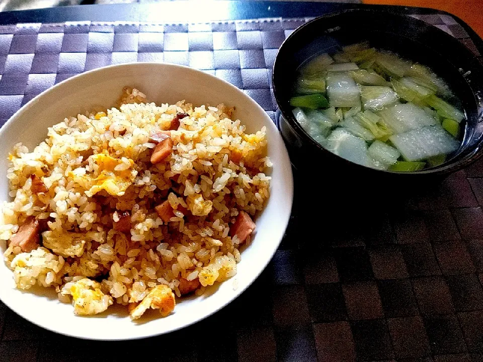 炒飯＆白菜と長ねぎの中華スープ|Tarou  Masayukiさん