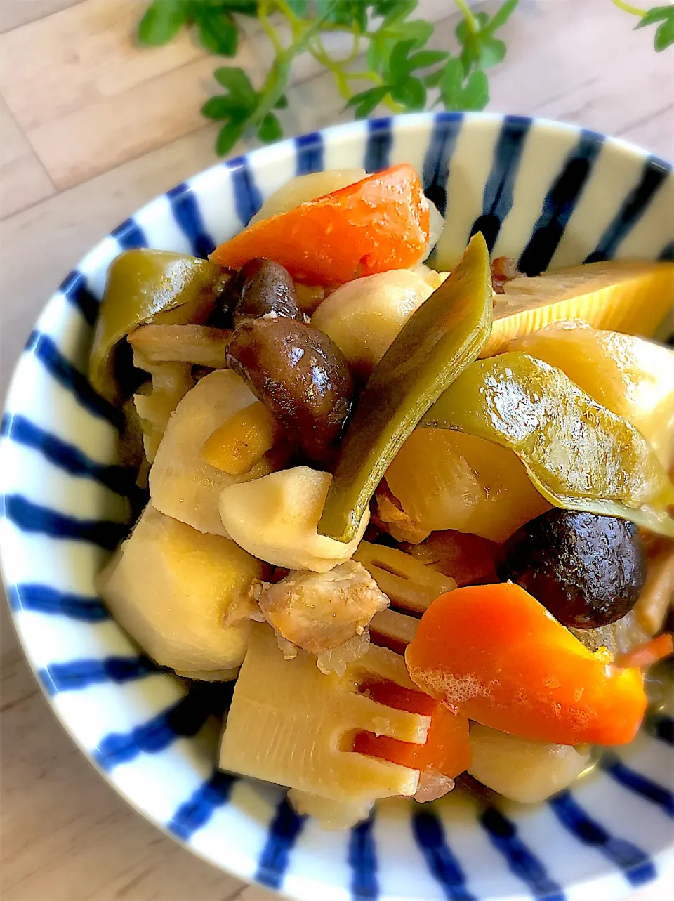 おかぁちゃんの煮物😊味しみたよ〜😃|みゆきさん