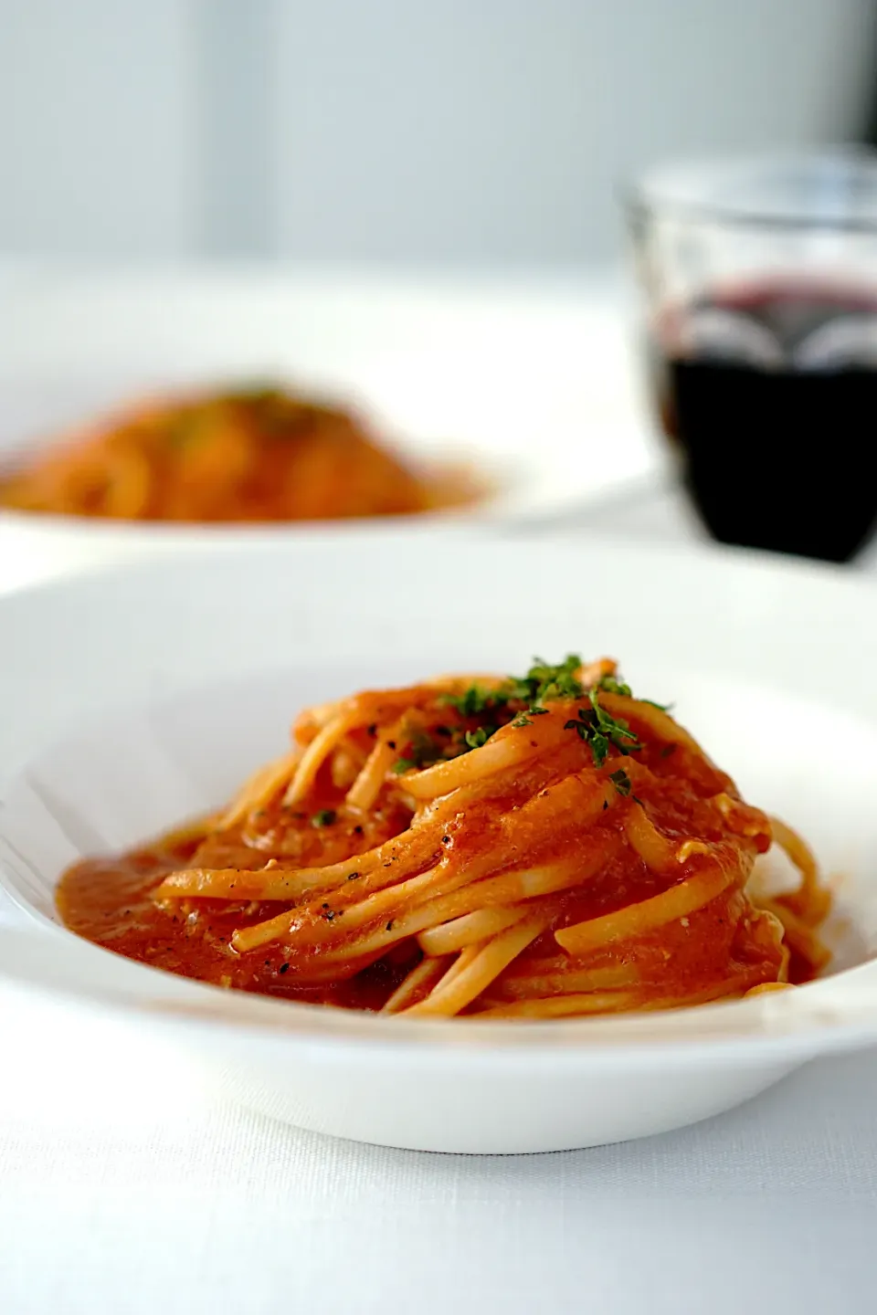 Snapdishの料理写真:ブリーチーズを使ったトマトソースパスタ🍝|てつやさん