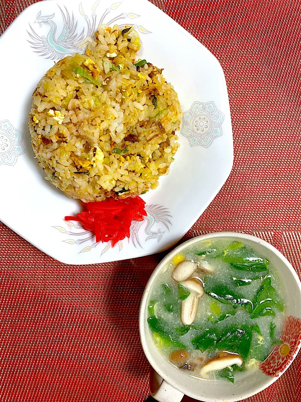 味の素さんありがとう☺️クックドゥ香味ペーストで焼き豚チャーハンと椎茸ほうれん草のスープ🥡|1614さん