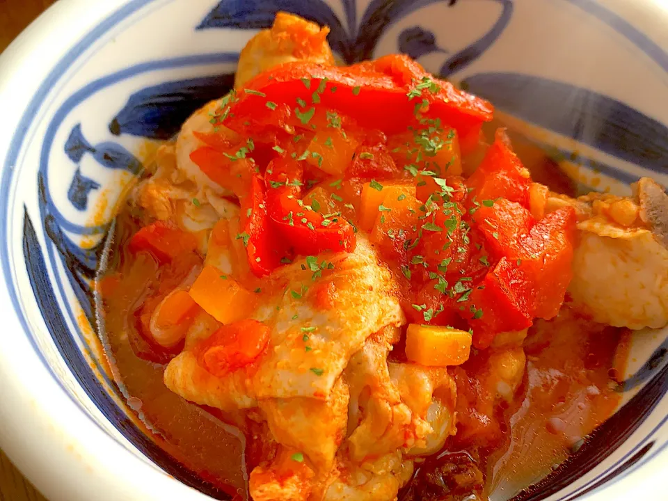 鶏肉のバスク風煮込み|まーまさん