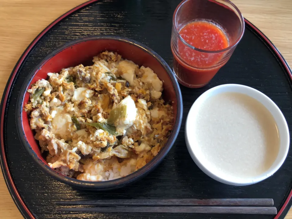 肉豆腐丼と甘酒|akesanさん