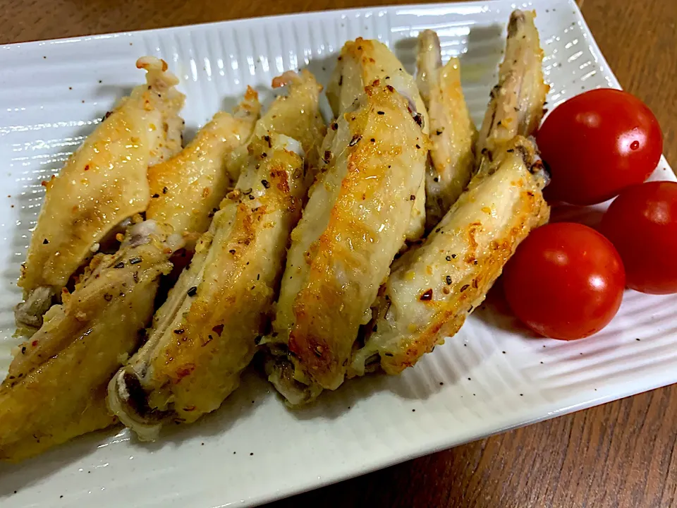 Snapdishの料理写真:手羽中ペッパー焼き|ma_yaさん