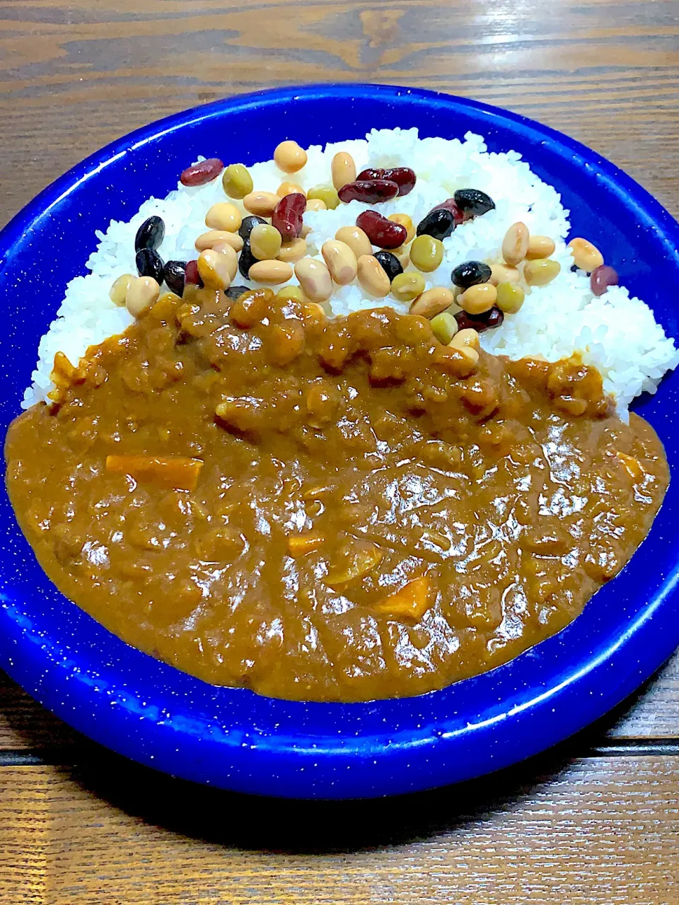 Snapdishの料理写真:フライドオニオンでシーフードカレー🍛|きよっさんさん