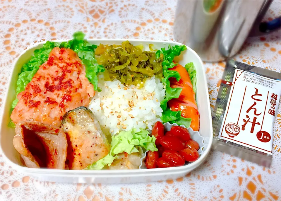 Snapdishの料理写真:娘へのお弁当|🌻ako ·͜·♡peco🌻さん