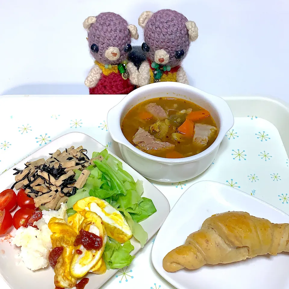 Snapdishの料理写真:お昼ごぱん（╹◡╹）|chagashiさん