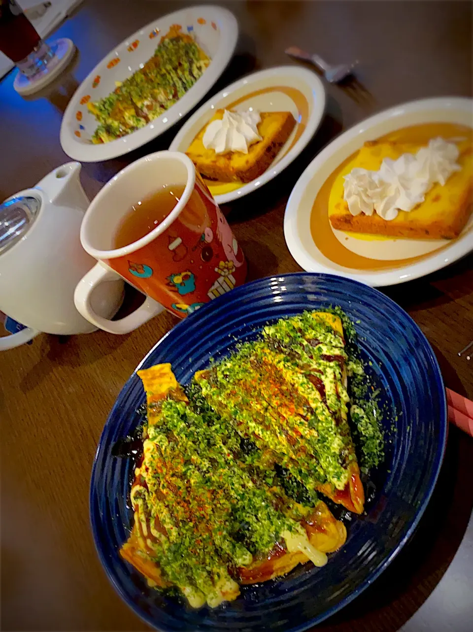 ホットサンドメーカーで豚ロース肉のお好み焼き🥓　オレンジピールパウンドケーキ＆ホイップのせ🍊　アールグレイティ☕️|ch＊K*∀o(^^*)♪さん