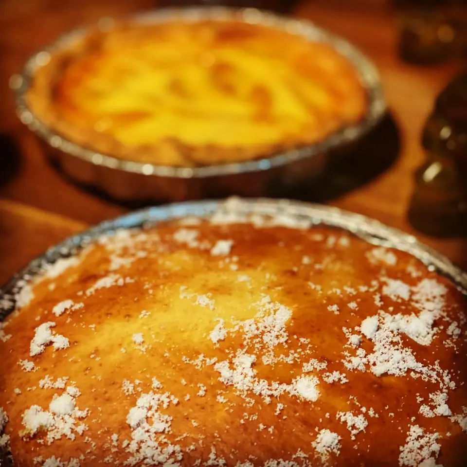 Egg Based Dessert Pies 🥧 
Peach Cobbler with A peach Egg Custard Tart 
 #pie #custard #peach #dessert|Emanuel Hayashiさん