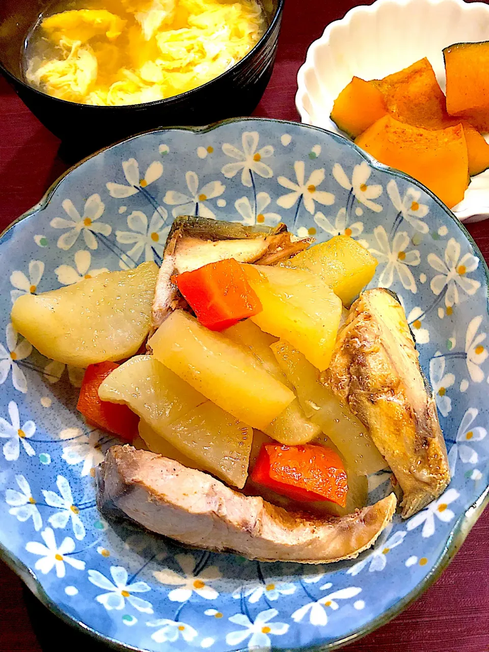 ✨ブリ大根andカボチャの煮物🍚🥢✨|＊いちご＊さん