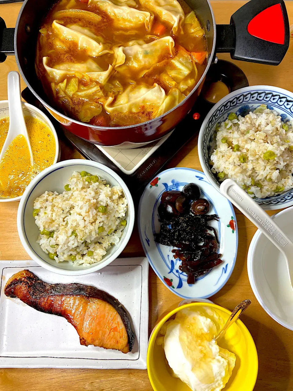 酒粕漬鮭焼き🐟カレースープ🥟|Makokoさん