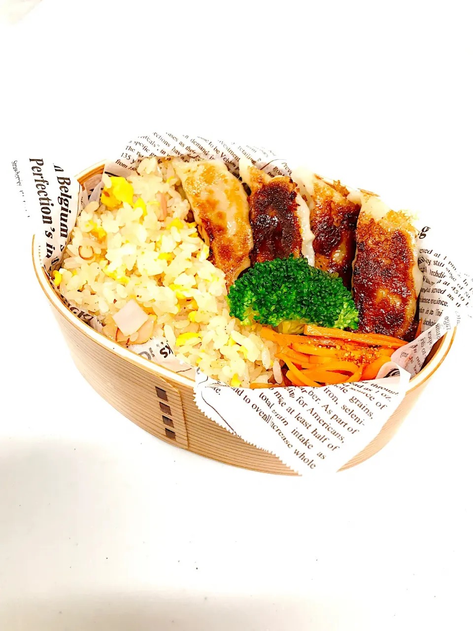 チャーハン、餃子弁当|obento☻m☻さん