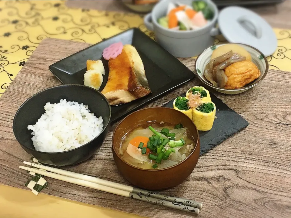 Snapdishの料理写真:ブリ照り～夕飯|チムニーさん