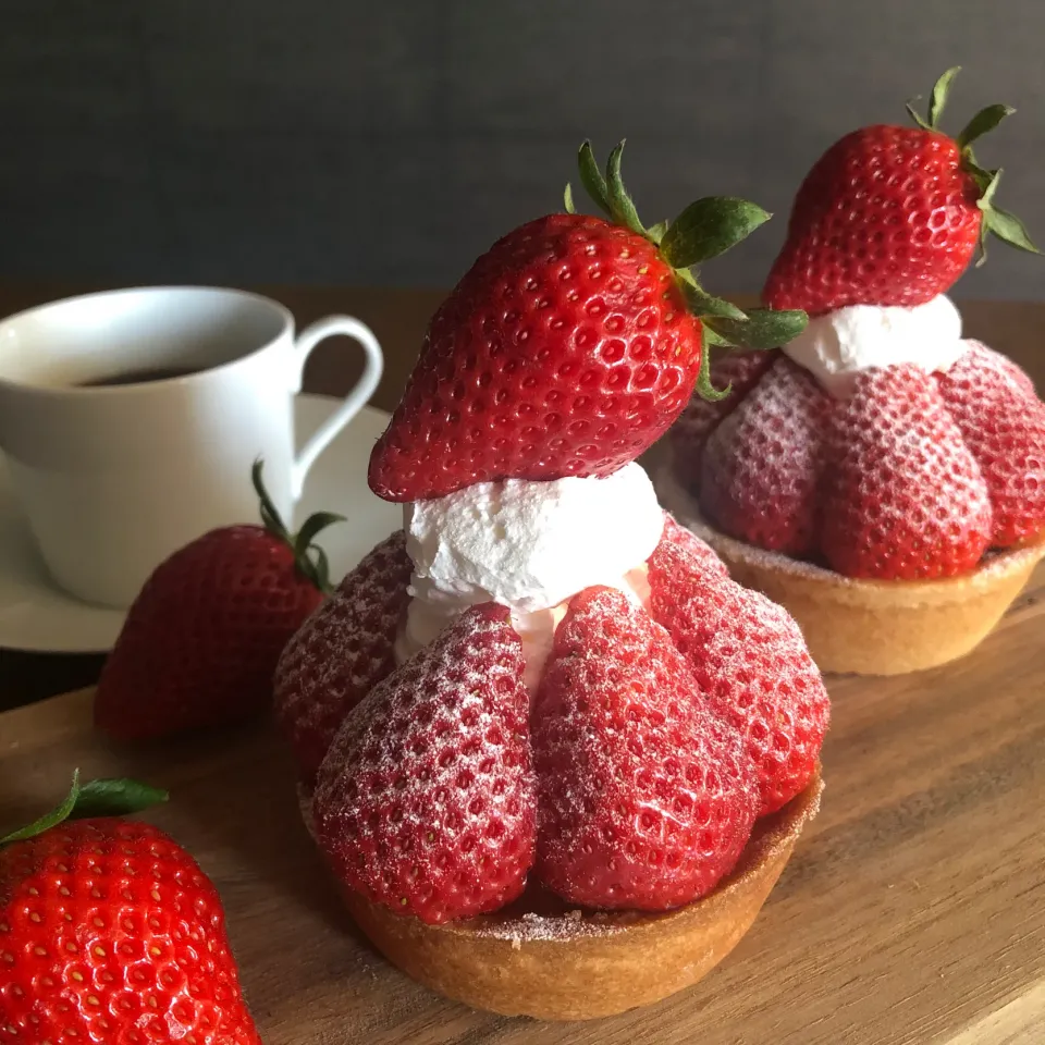 いちごのタルト🍓|ふじこさん