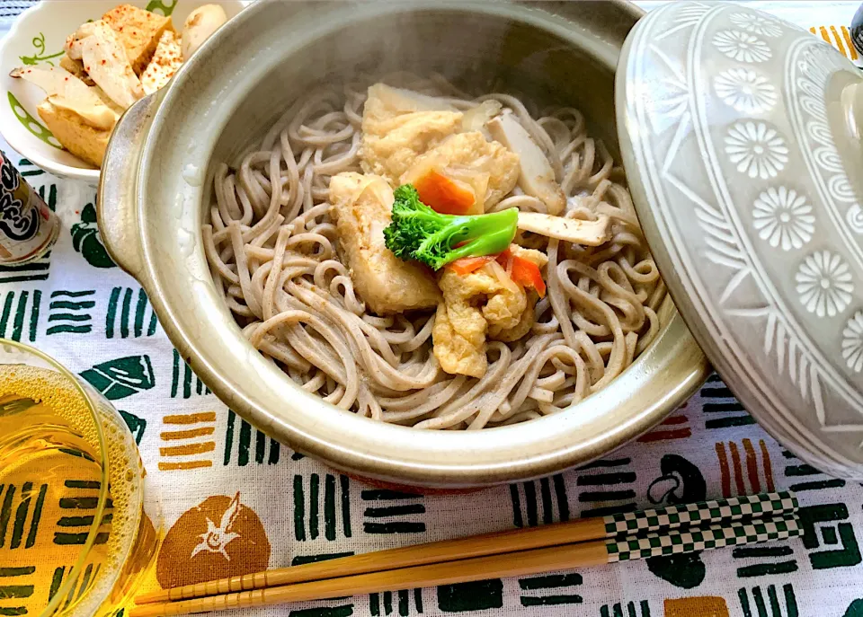 Snapdishの料理写真:アッチッチ⁉️減塩煮魚煮汁で鍋焼き蕎麦|いーのさん