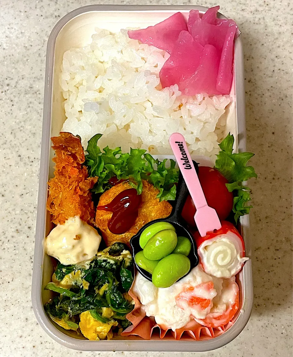 Snapdishの料理写真:エビフライとチキンナゲット弁当|besさん