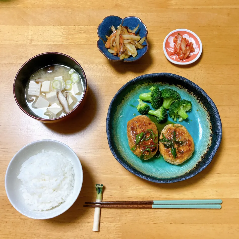 豆腐ハンバーグとじゃがいものきんぴら|ちゃみこさん