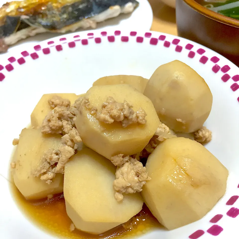 在宅勤務中の男飯(里芋の煮物)|おおもりの星さん