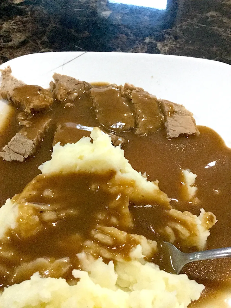 Beef with potatoes and gravy|ninja kittyさん