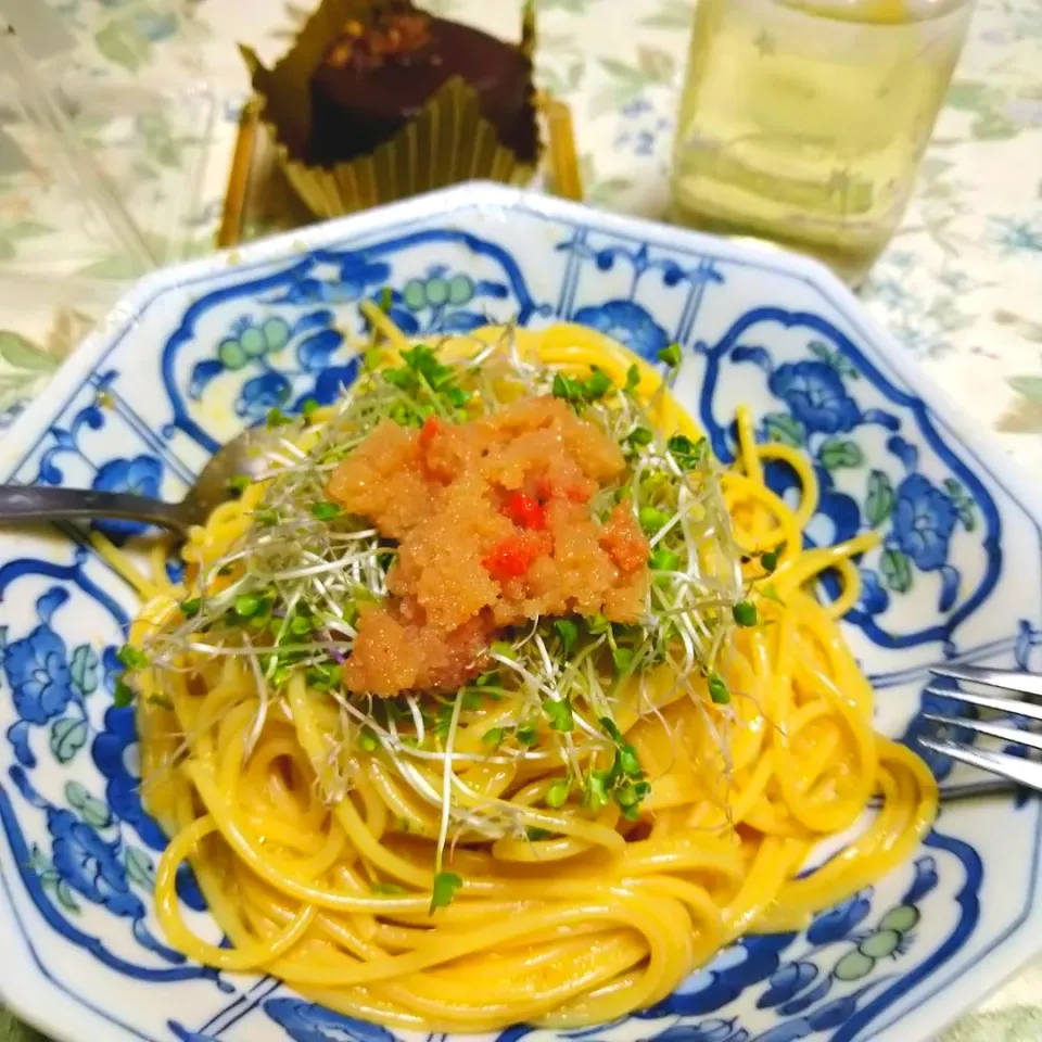 濃厚明太子カルボナーラ🍝ザッハトルテ風ケーキ|うたかた。さん