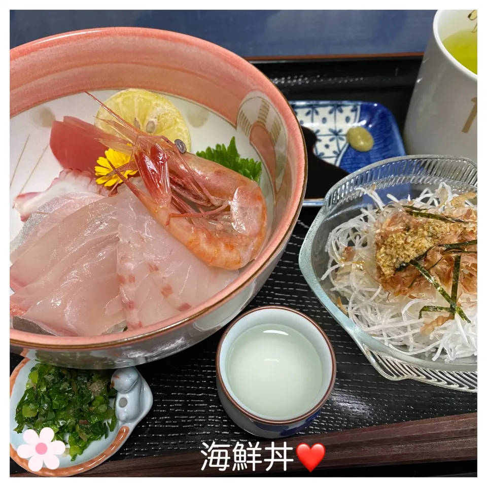 Snapdishの料理写真:海鮮丼❤️|いのっちさん