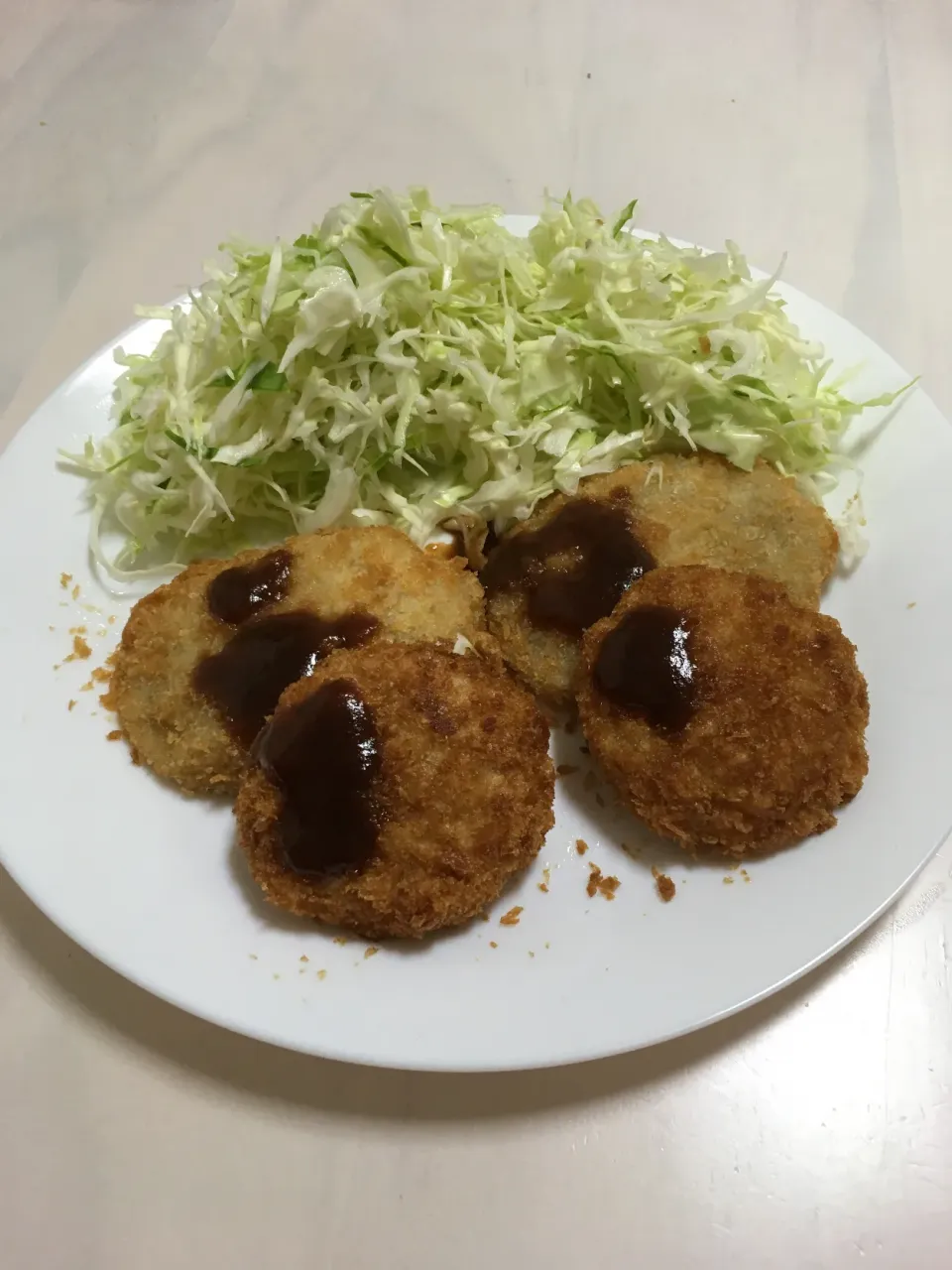 Snapdishの料理写真:産直牛コロッケ&産直ヒレカツ|ももさん