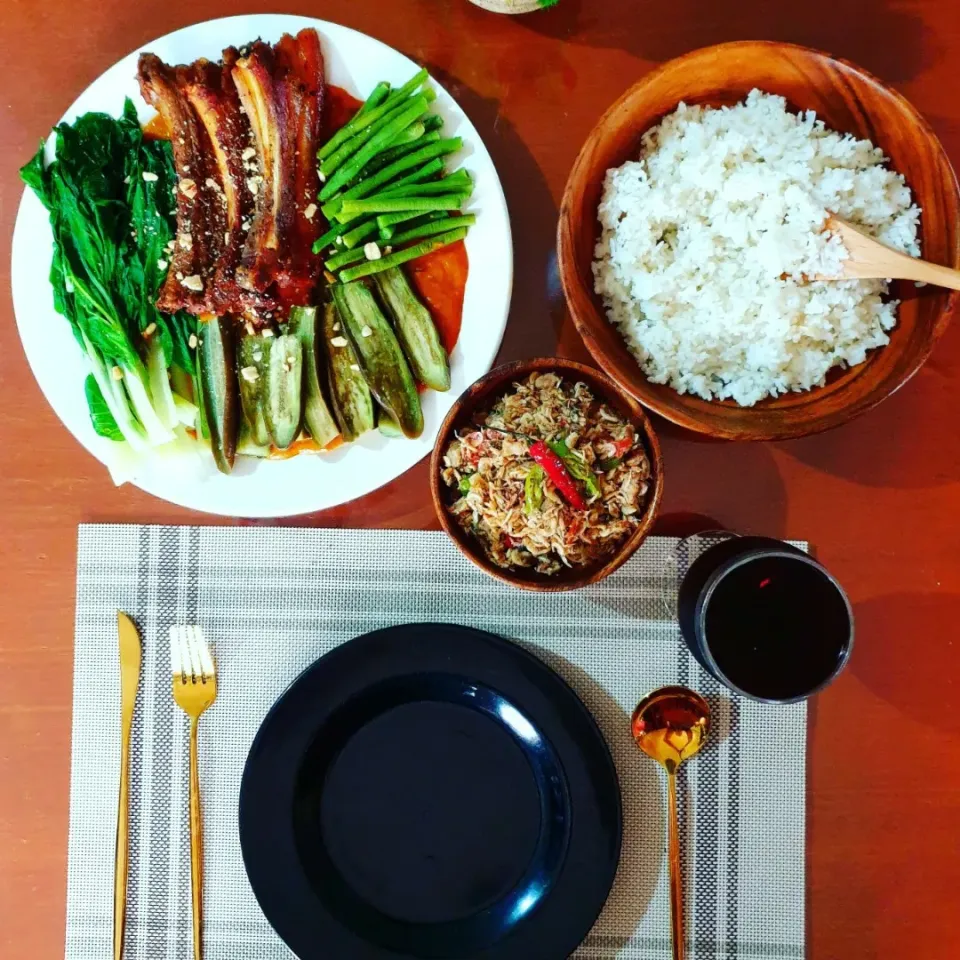 Crispy Pork Kare-Kare|Mikaela's Kitchenさん