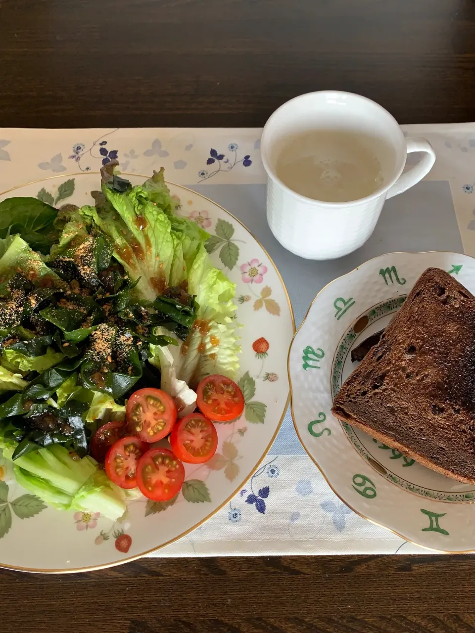 Snapdishの料理写真:のんびり食べよ❣️|tamemitiさん