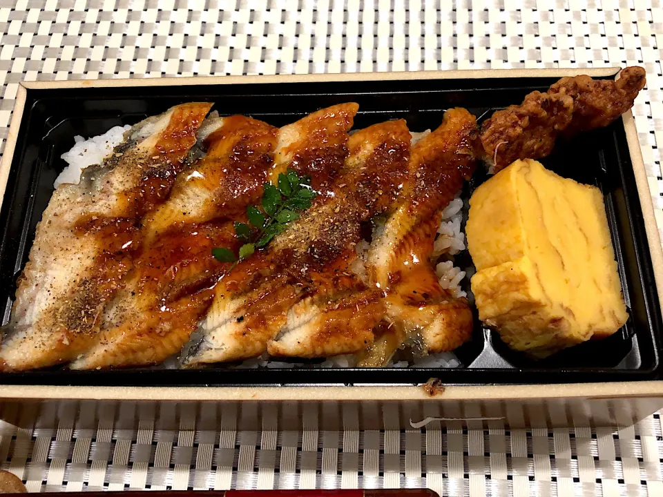 うなぎ弁当|amiさん