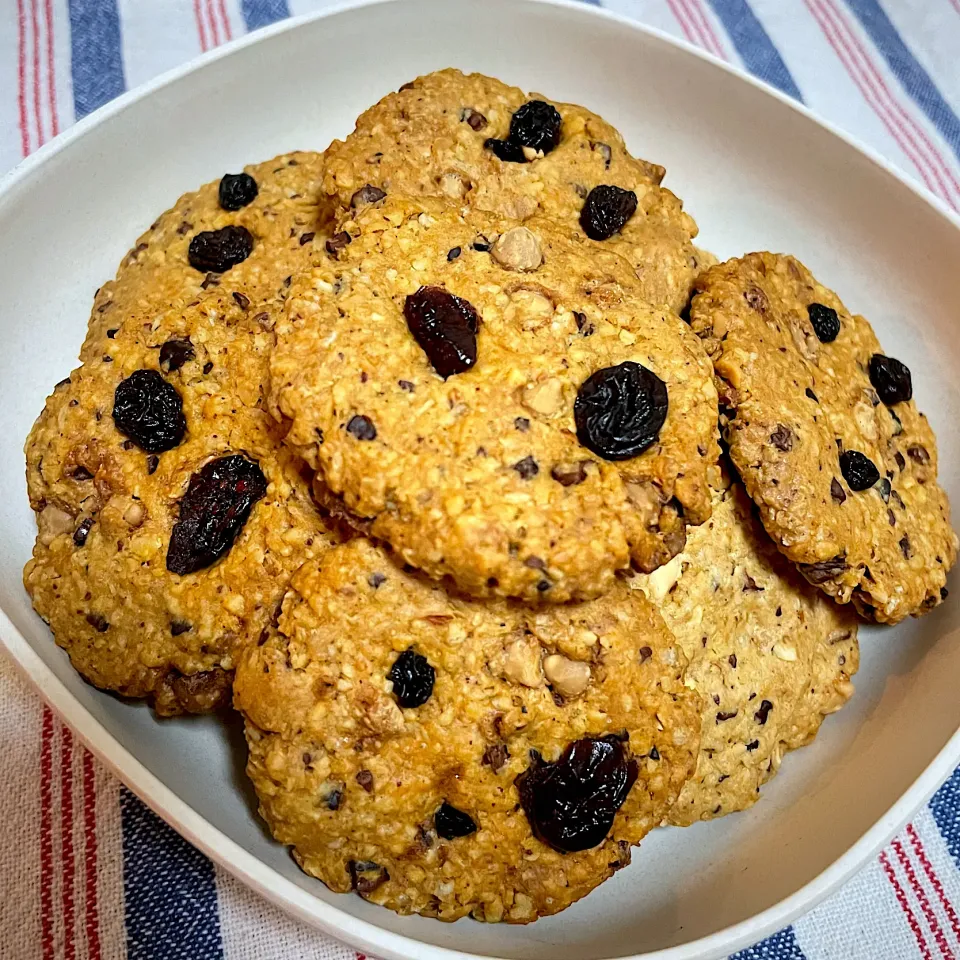 オートミールとホワイトチョコ＆レーズンクッキー🍪|ななさん