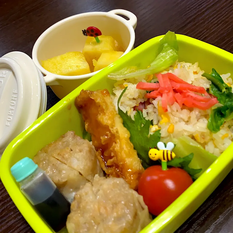 Snapdishの料理写真:チャーハン弁当|minaさん