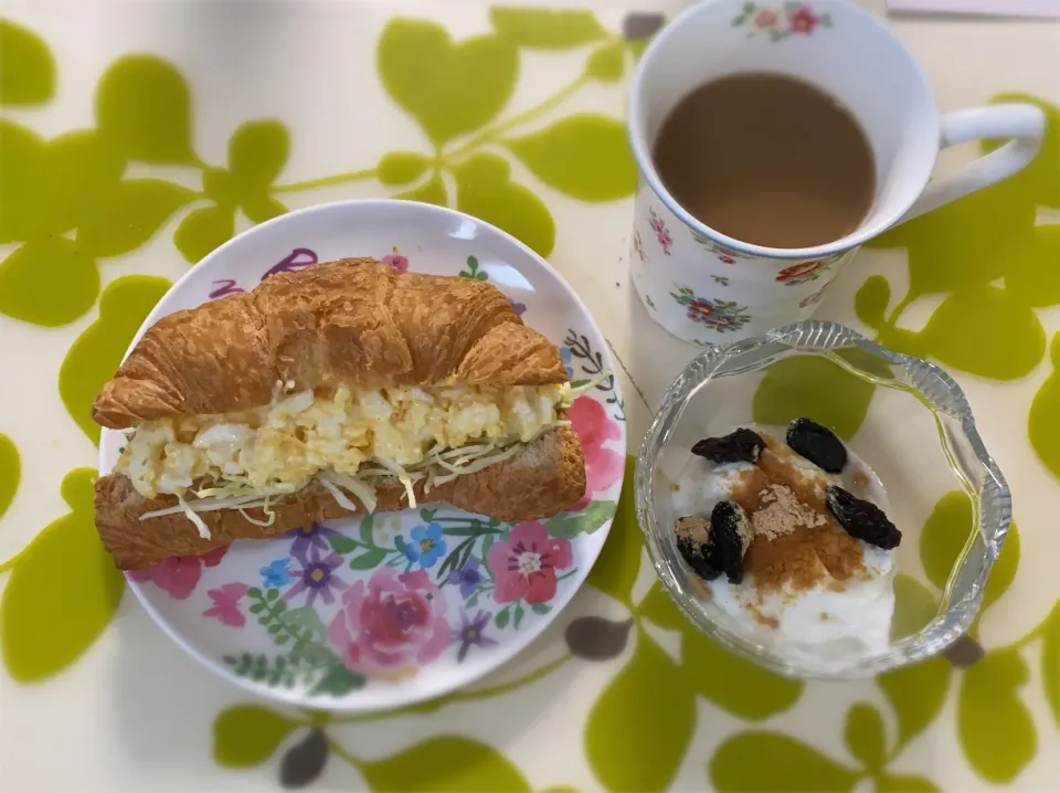 低糖質クロワッサンで卵サンド|かごめさん