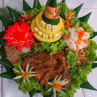 Snapdishの料理写真:tumpeng reni|vivinさん