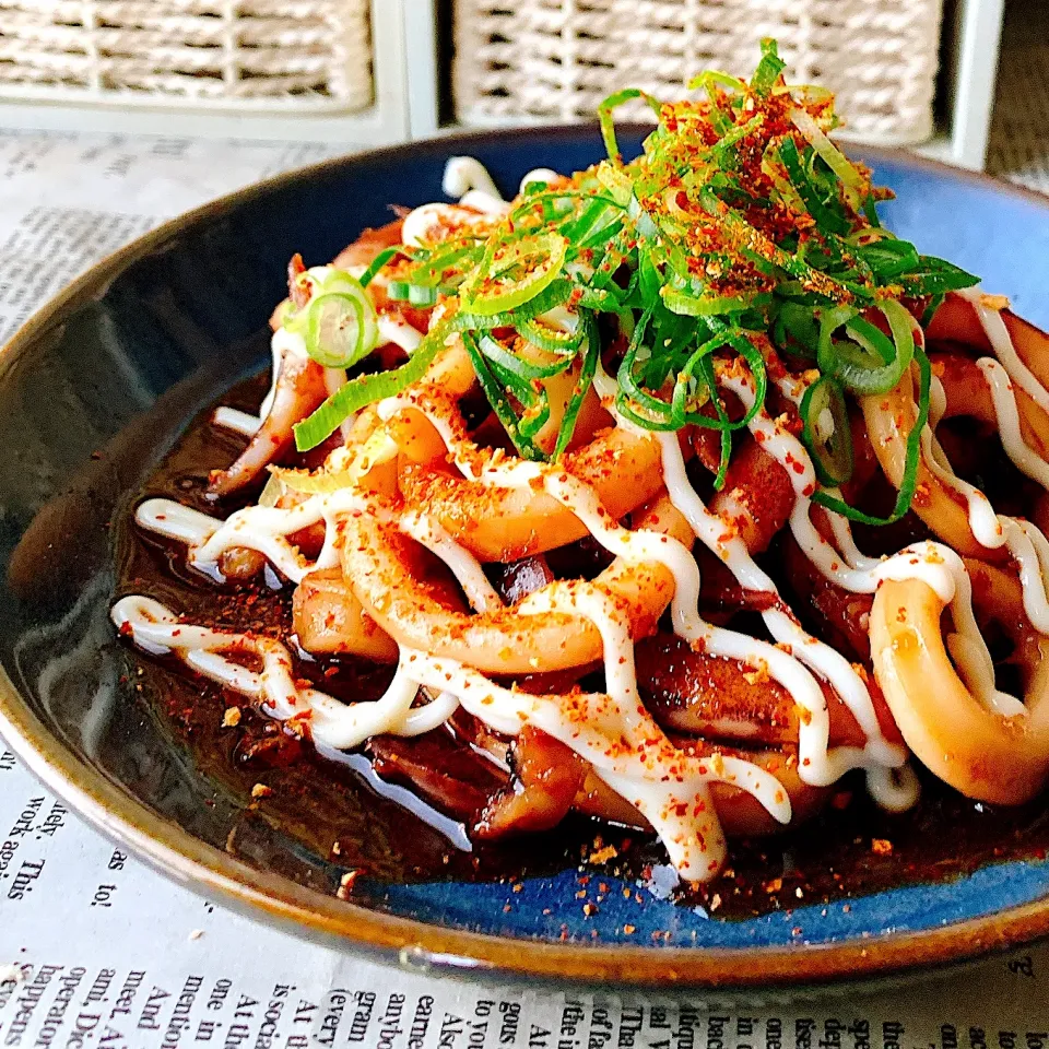 からあげビールさんの料理 ビールが進む♪イカのピリ辛にんにくオイマヨ炒め|ユッキーさん