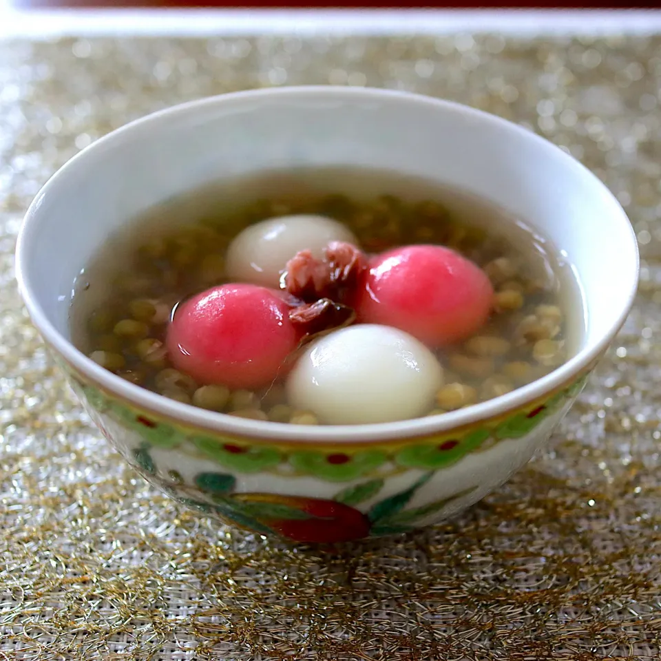 あまがし（緑豆ぜんざい）× 湯圓（もち米団子）|かおるさん