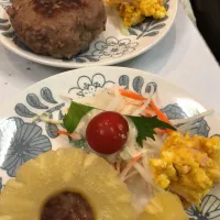 Snapdishの料理写真:ハンバーグ|みほさん