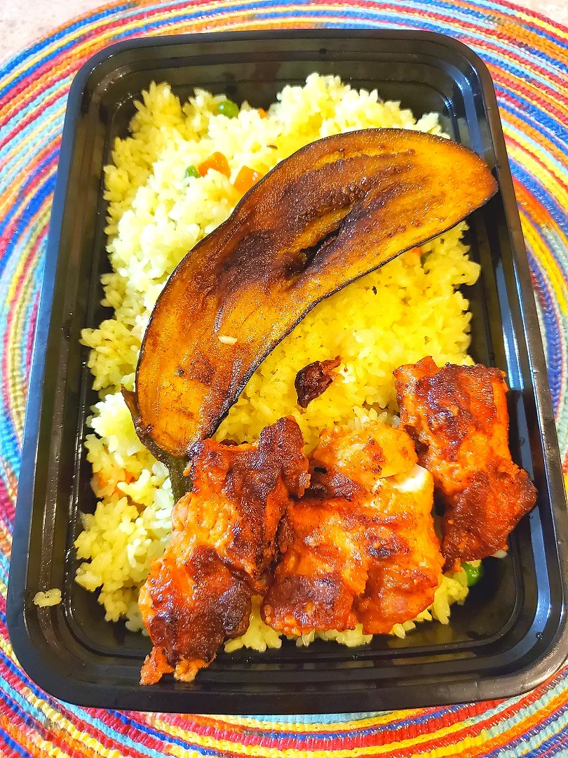 Snapdishの料理写真:rice with chicken boti kabab &egg plant|Smriteさん