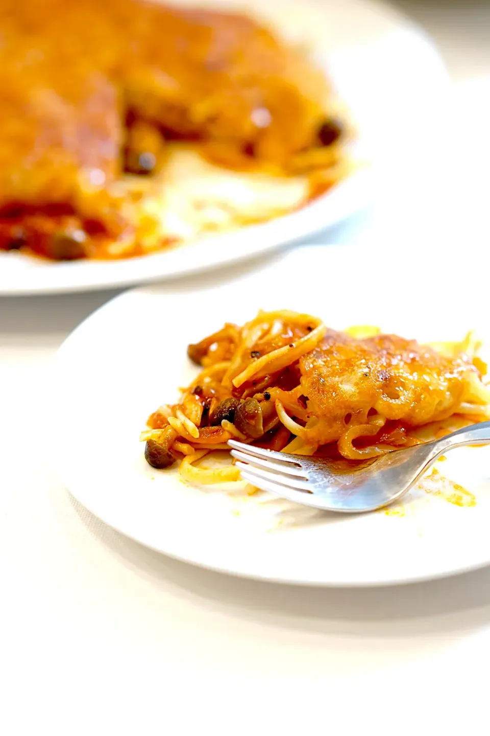 Snapdishの料理写真:カリカリチーズトマトソースパスタ🍝|てつやさん