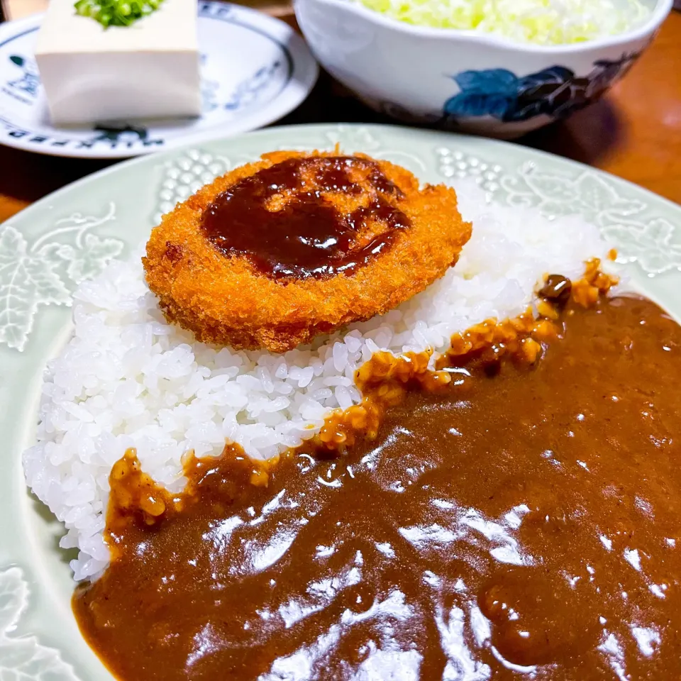 Snapdishの料理写真:【コロッケカレー♪】|ristorante_sallyさん