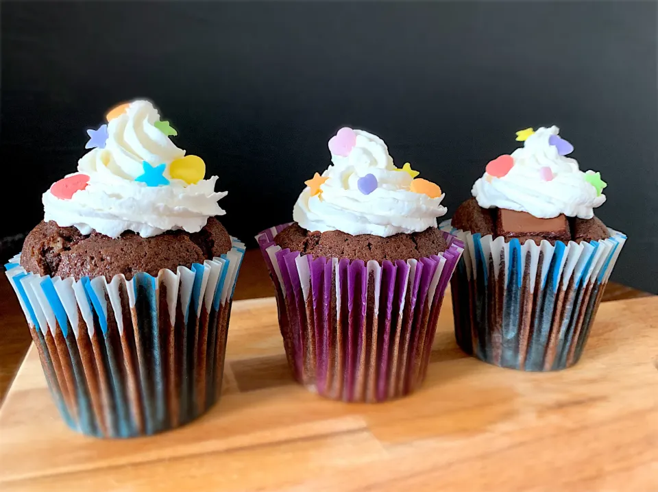 チョコたっぷりマフィン🧁🍫|SALLYさん