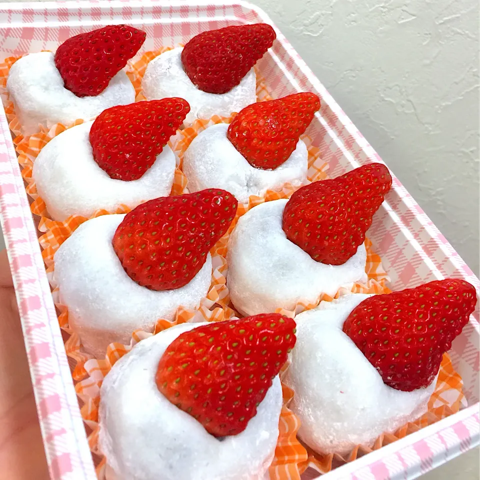 Snapdishの料理写真:苺大福🍓|hirocoさん