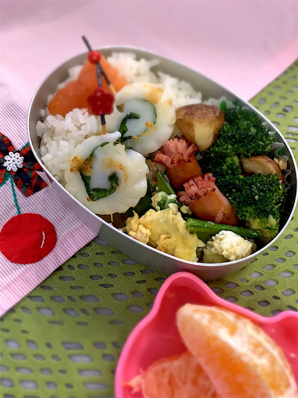 いかとシソのなると巻き弁当🍱|佳の弁さん