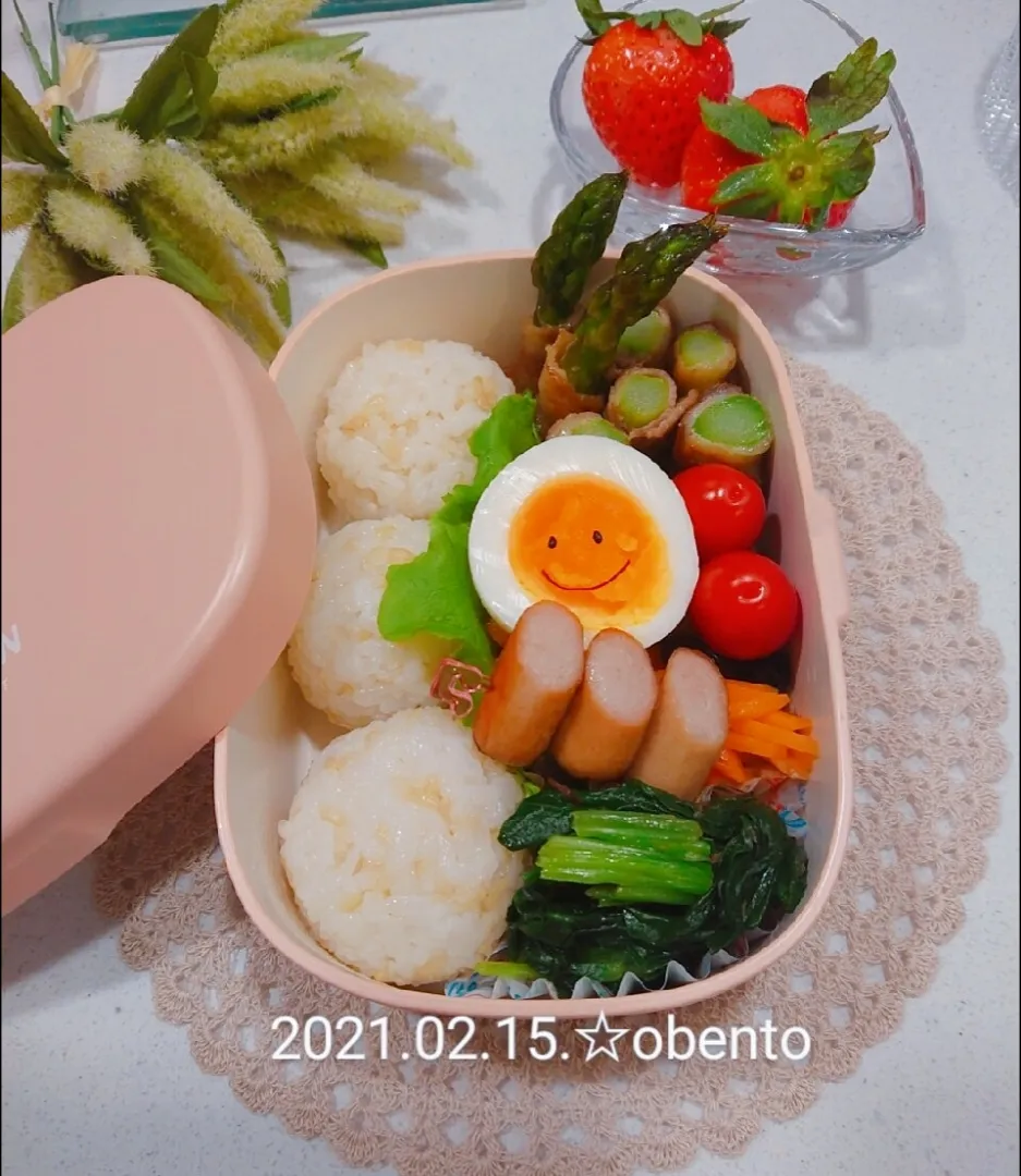 Snapdishの料理写真:アスパラ巻き☆弁当|Azukiさん