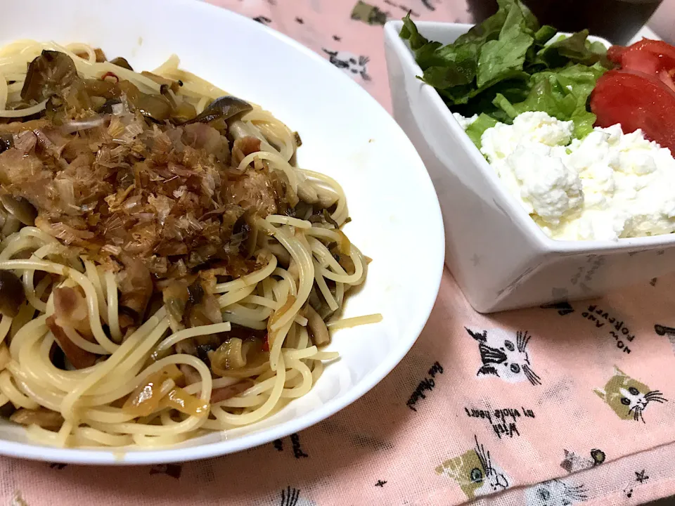 和風パスタと手作りカッテージチーズのサラダ|はるかさん