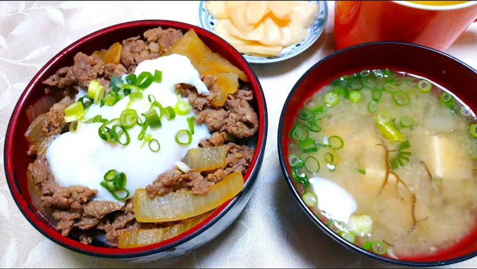 2/15の夕食
牛丼|卯月さん