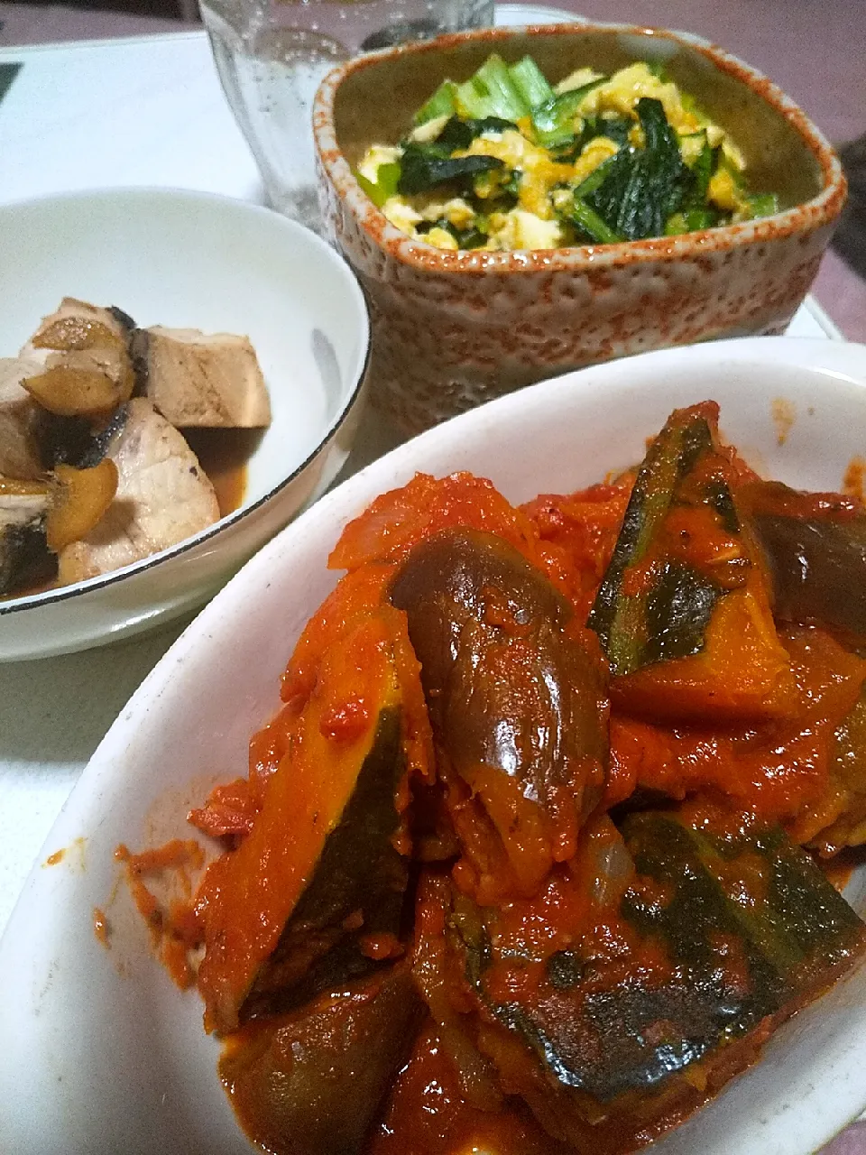 今日の晩御飯
※茄子とかぼちゃのラタトゥイユ
※小松菜と豆腐の玉子とじ
※炙りマグロの角煮
※焼酎ハイボール|れあMIXさん