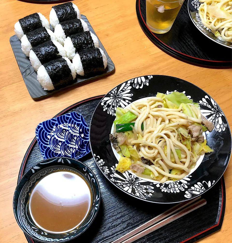 Snapdishの料理写真:秘伝タレdeホルモンうどん|ラブリー心愛さん