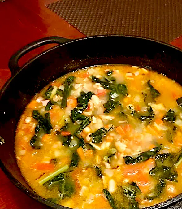 Ribollita: Tuscan Bean Soup|gonbenさん