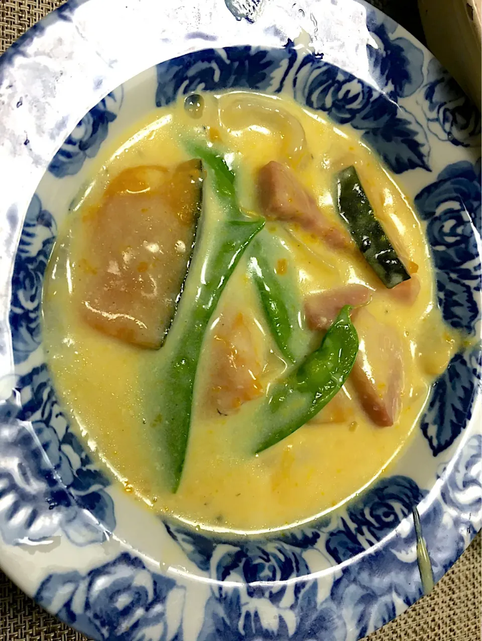 味の素さんありがとう😊ＫＫコンソメでかぼちゃとベーコンのクリーム煮🥓🎃|1614さん